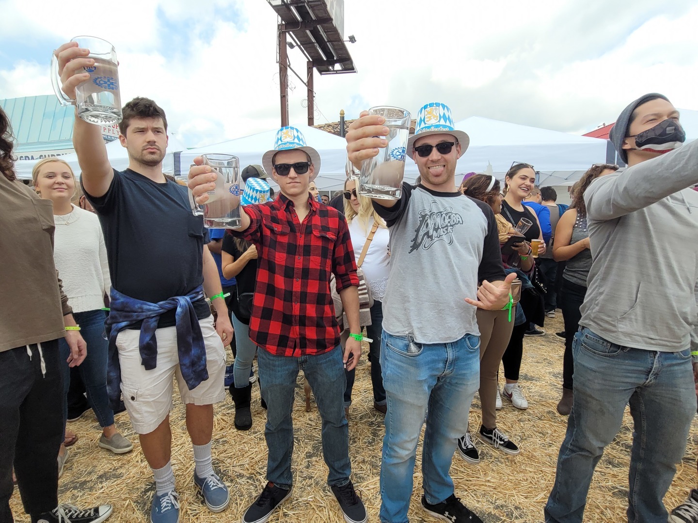 Oktoberfest beer and wine tasting at the Granada Hills Street Faire - Oktoberfest beer and wine tasting at the Granada Hills Street Faire