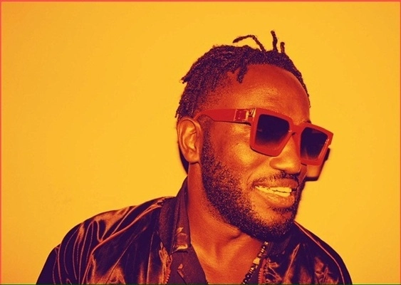 Hannibal Buress, hailing from Chicago, attended Southern Illinois University Carbondale. Buress became known for his stand-up, featuring in "Broad City," and contributing his writing talents to "Saturday Night Live."