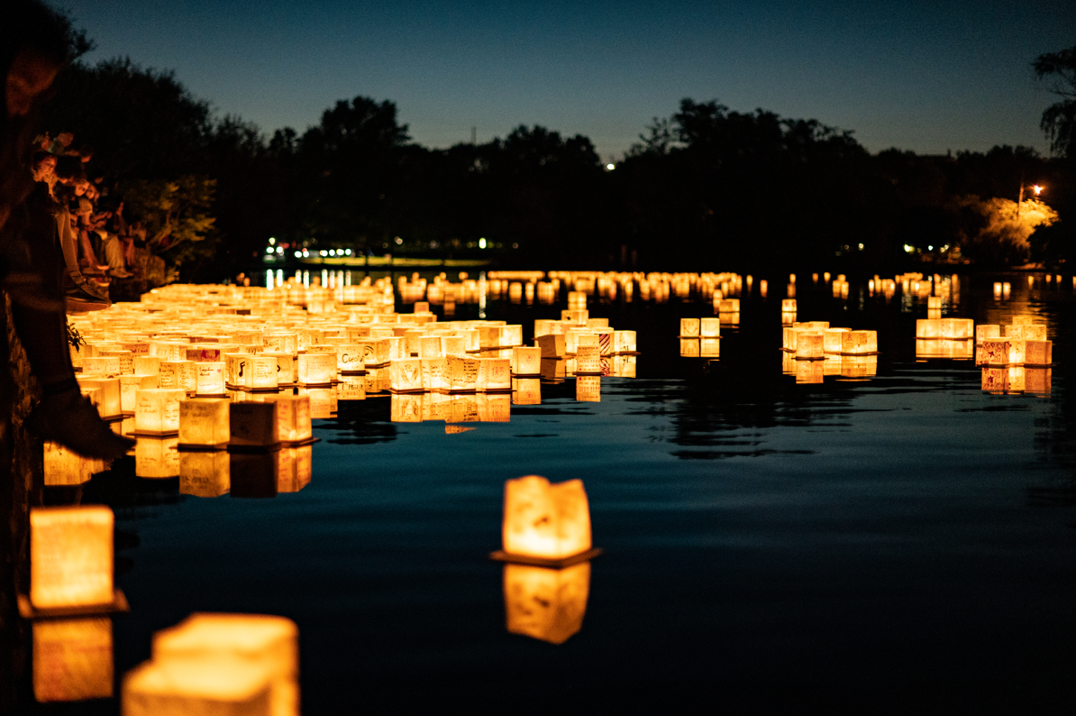 Des Moines, IA Water Lantern Festival