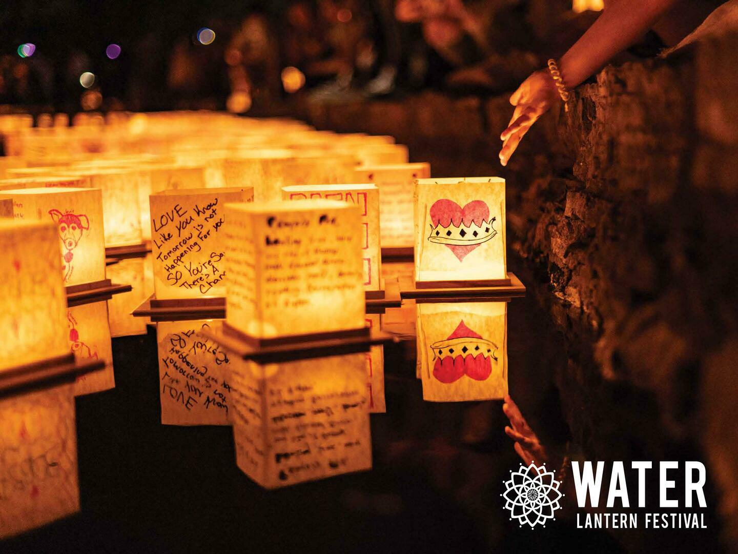 Des Moines, IA Water Lantern Festival